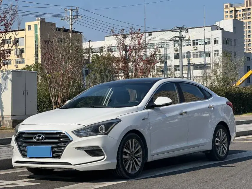 2017 Hyundai Mistra 1.6T 175HP L4 7DCT
