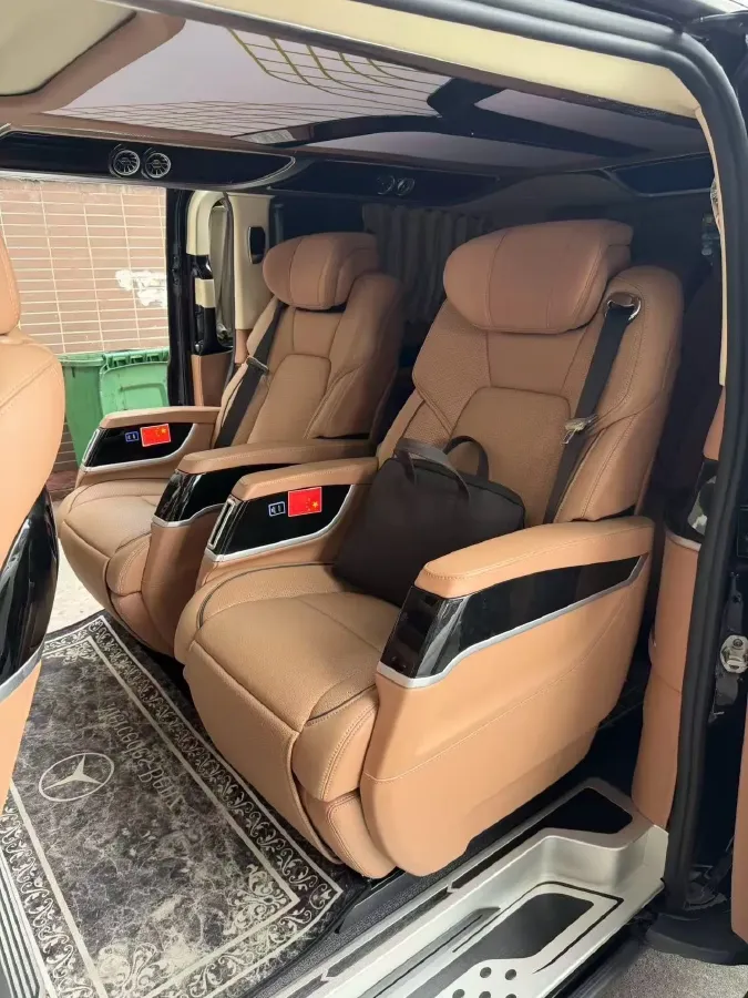 2021 Mercedes-Benz Vito 2.0T 211HP L4 9AT,autocango,china used car exporter,china ev exporter,chinese used car exporter,chinese used ev exporter