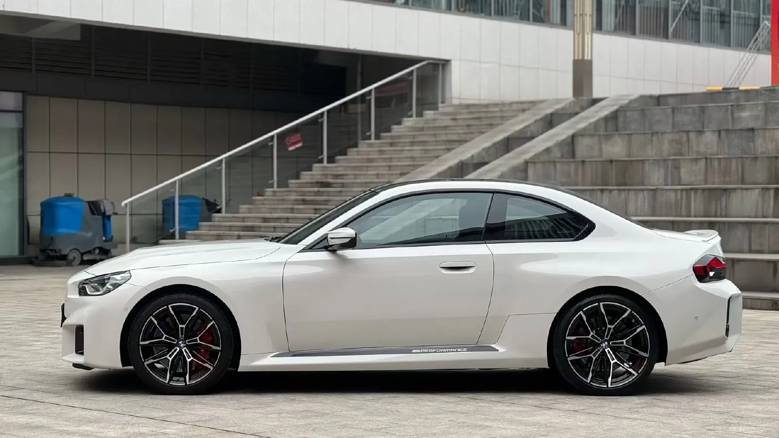 2023 BMW M2 3.0T 460HP L6 8AT,autocango,china used car exporter,china ev exporter,chinese used car exporter,chinese used ev exporter