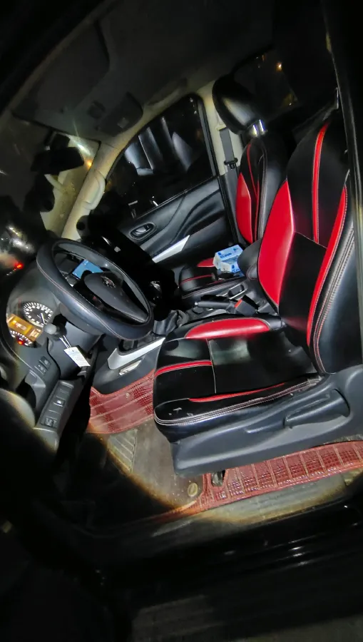 2019 Nissan Navara 2.5L 193HP L4 6MT,autocango,china used car exporter,china ev exporter,chinese used car exporter,chinese used ev exporter