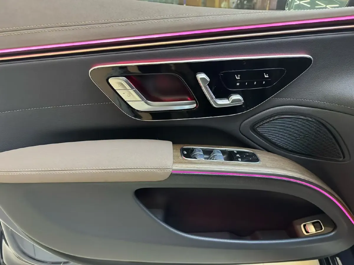 2022 Mercedes-Benz EQS Class BEV 111.8KWH,autocango,china used car exporter,china ev exporter,chinese used car exporter,chinese used ev exporter