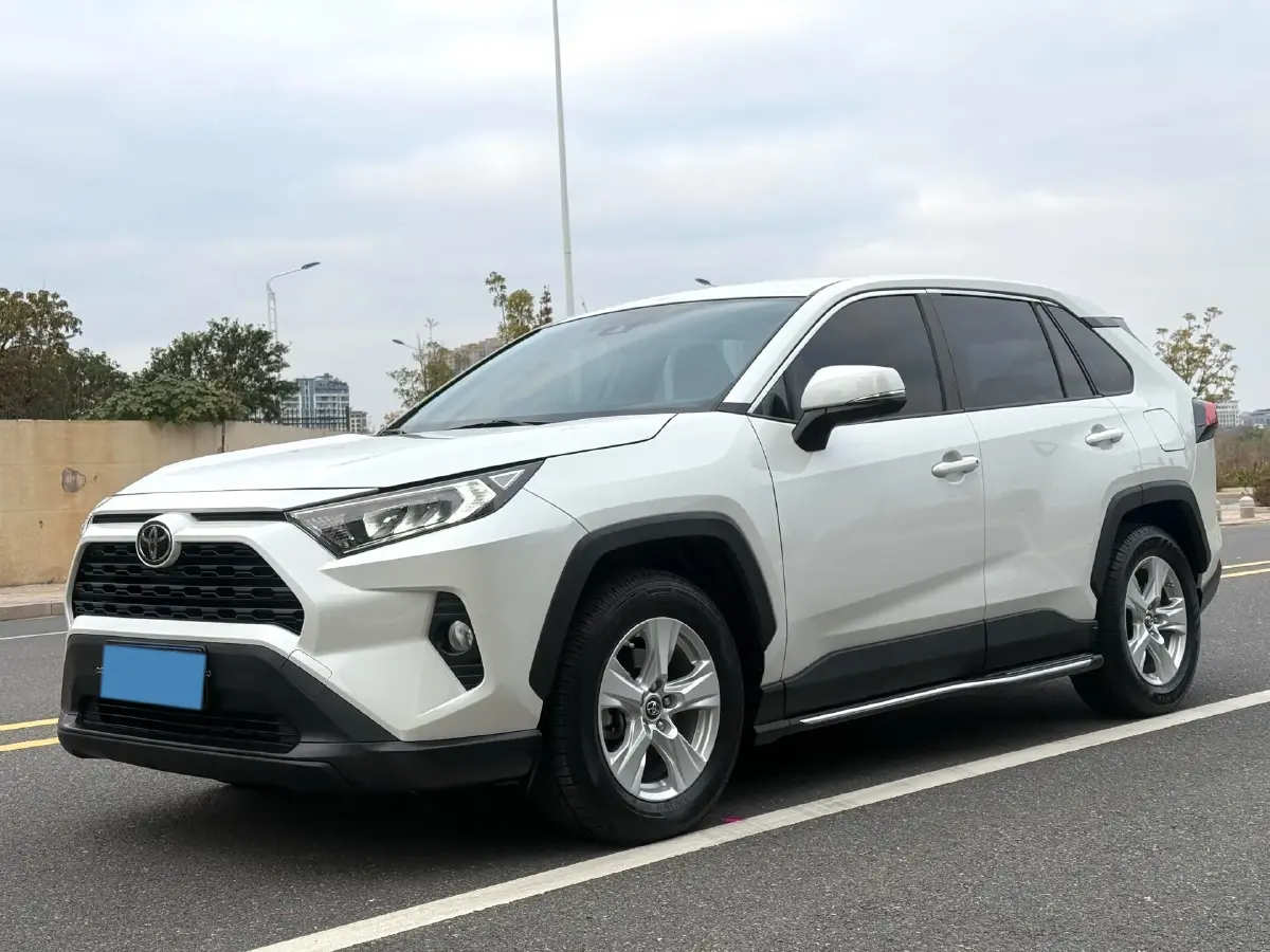 2021 Toyota RAV4 2.0L 171HP L4 CVT