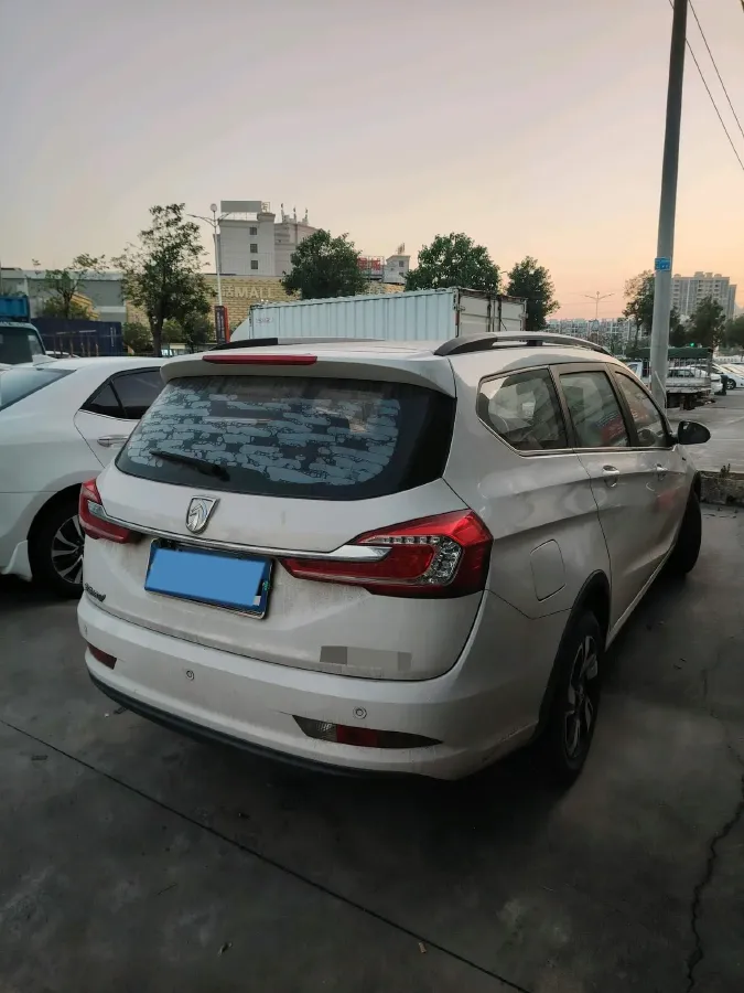 2019 Golden Dragon New Era Sea Lion 2.0L 102HP L4 5MT,autocango,china used car exporter,china ev exporter,chinese used car exporter,chinese used ev exporter