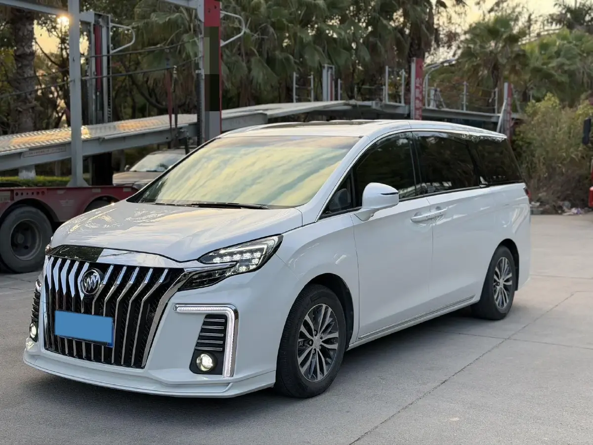 2022 Buick GL8 2.0T 237HP L4 9AT