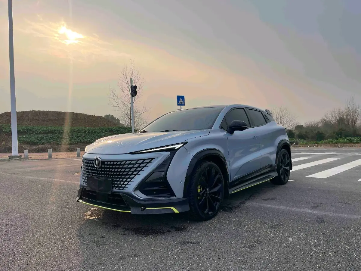 2022 ChangAn UNI-T 1.5T 188HP L4 7DCT