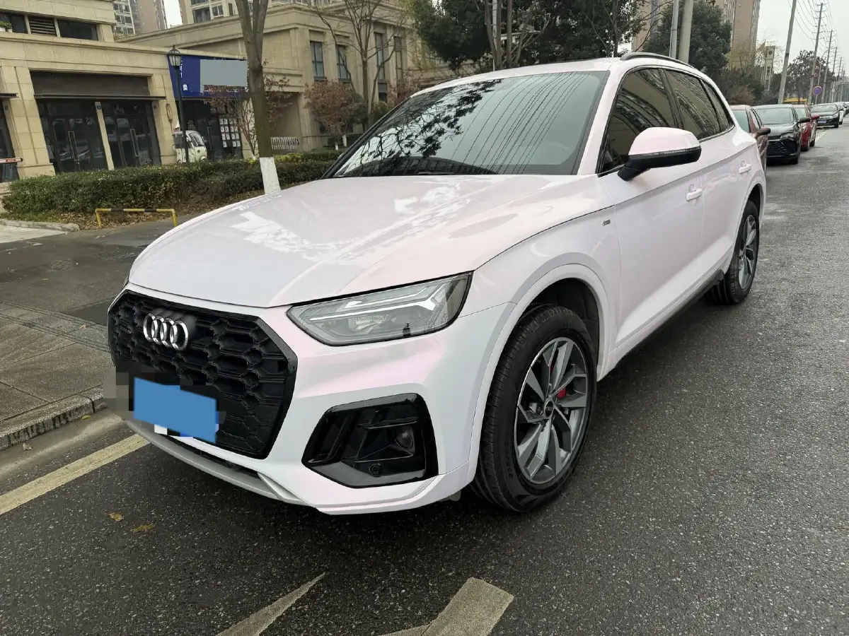 2025 Audi Q5L 2.0T 190HP L4 7DCT