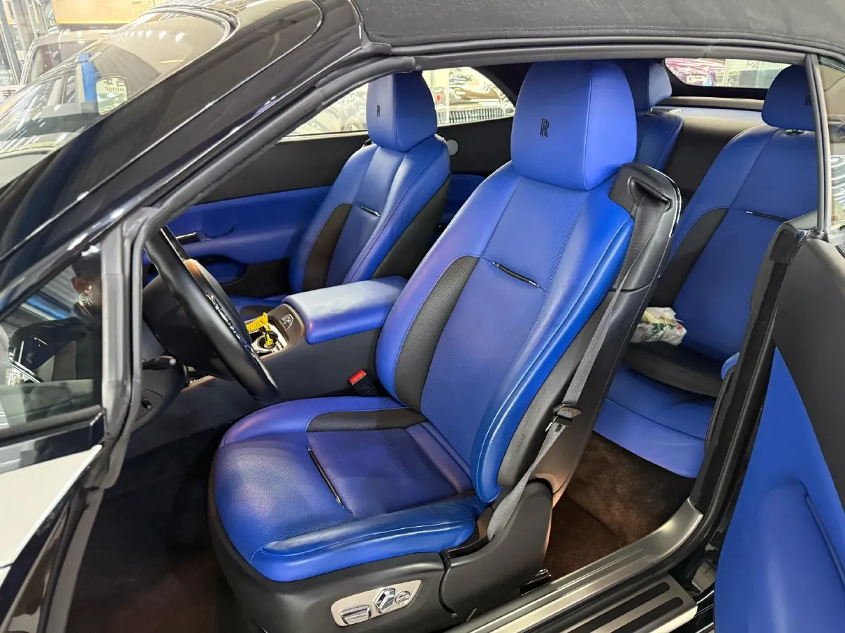 2018 Rolls-Royce Dawn 6.6T 571HP V12 8AT,autocango,china used car exporter,china ev exporter,chinese used car exporter,chinese used ev exporter