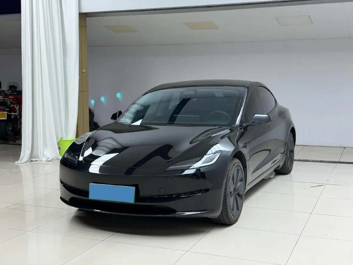 2023 HYPTEC GT BEV 80KWH