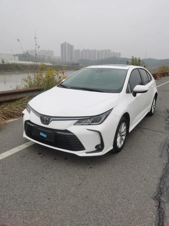 2022 Toyota Corolla 1.2T 116HP L4 CVT