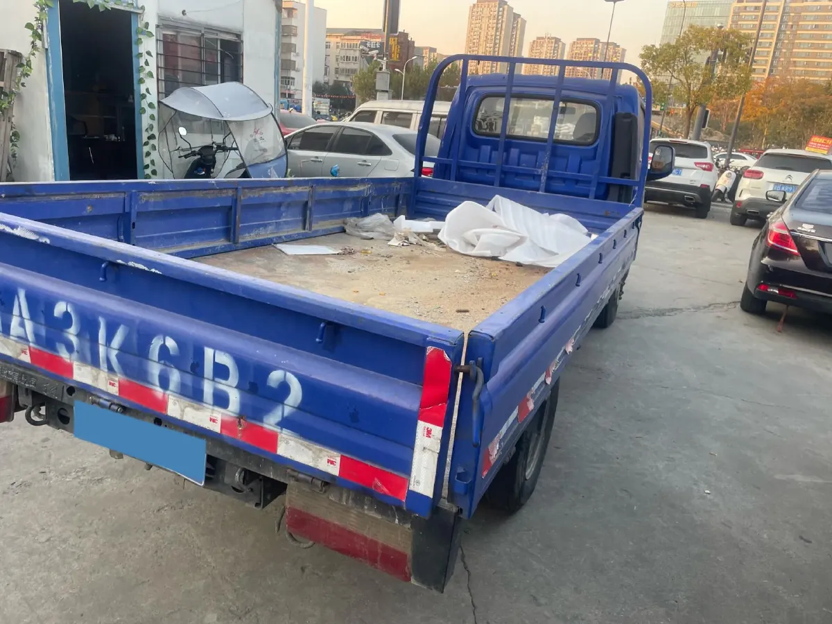 2017 DongFeng Forthing Joyear X5 1.6L 122HP L4 5MT,autocango,china used car exporter,china ev exporter,chinese used car exporter,chinese used ev exporter