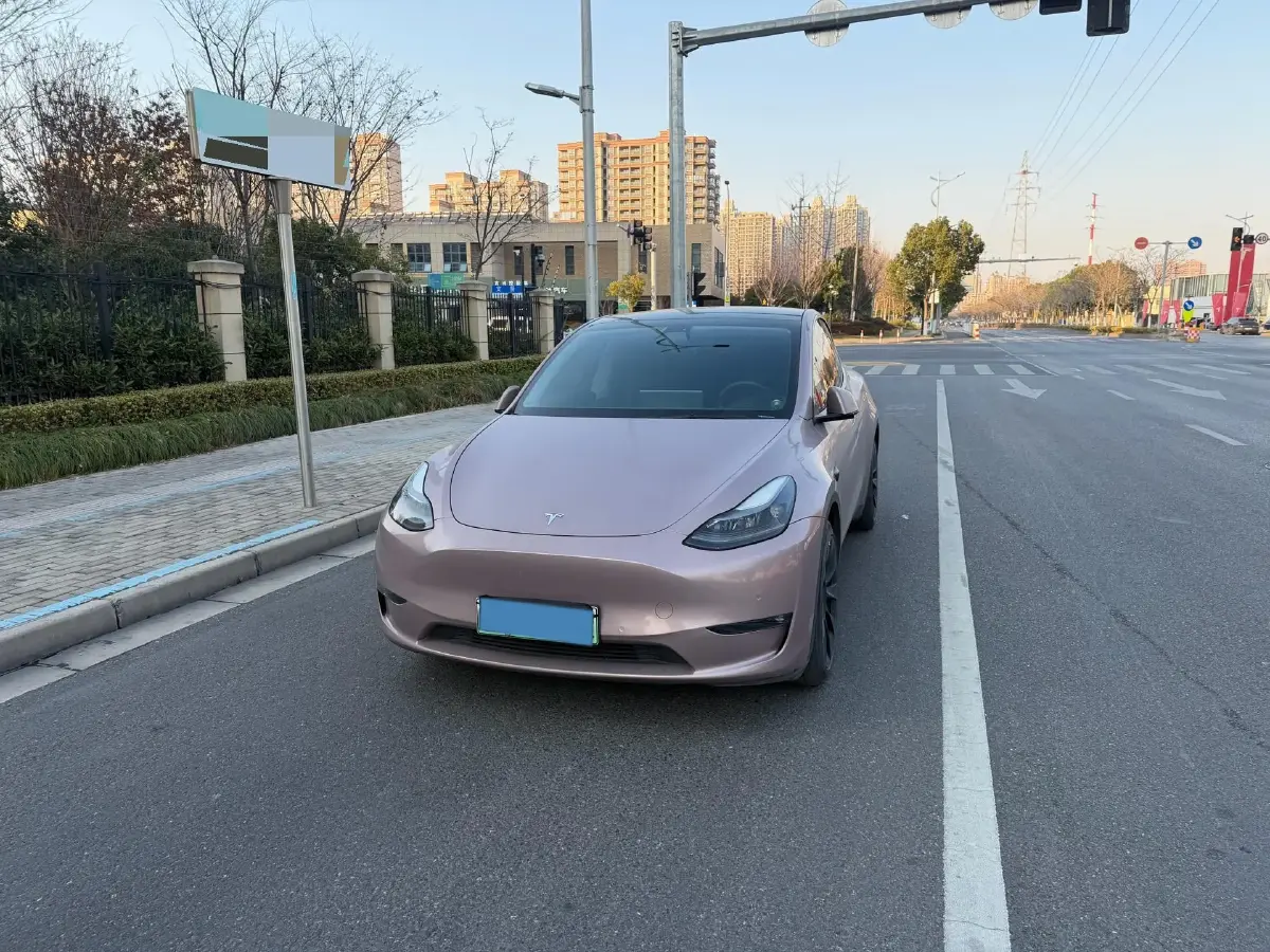 2021 Tesla Model Y BEV 60KWH