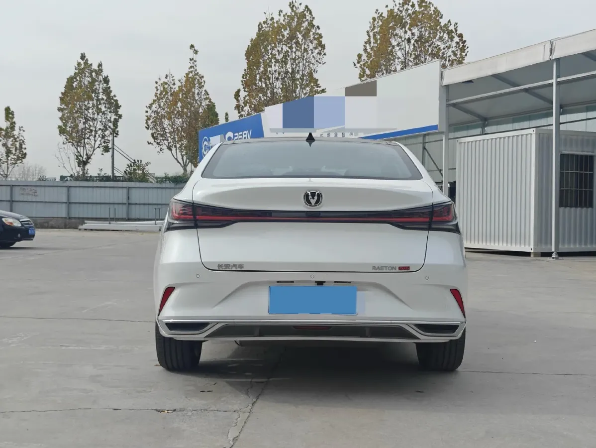 2023 ChangAn Raeton Plus 1.5T 188HP L4 7DCT,autocango,china used car exporter,china ev exporter,chinese used car exporter,chinese used ev exporter