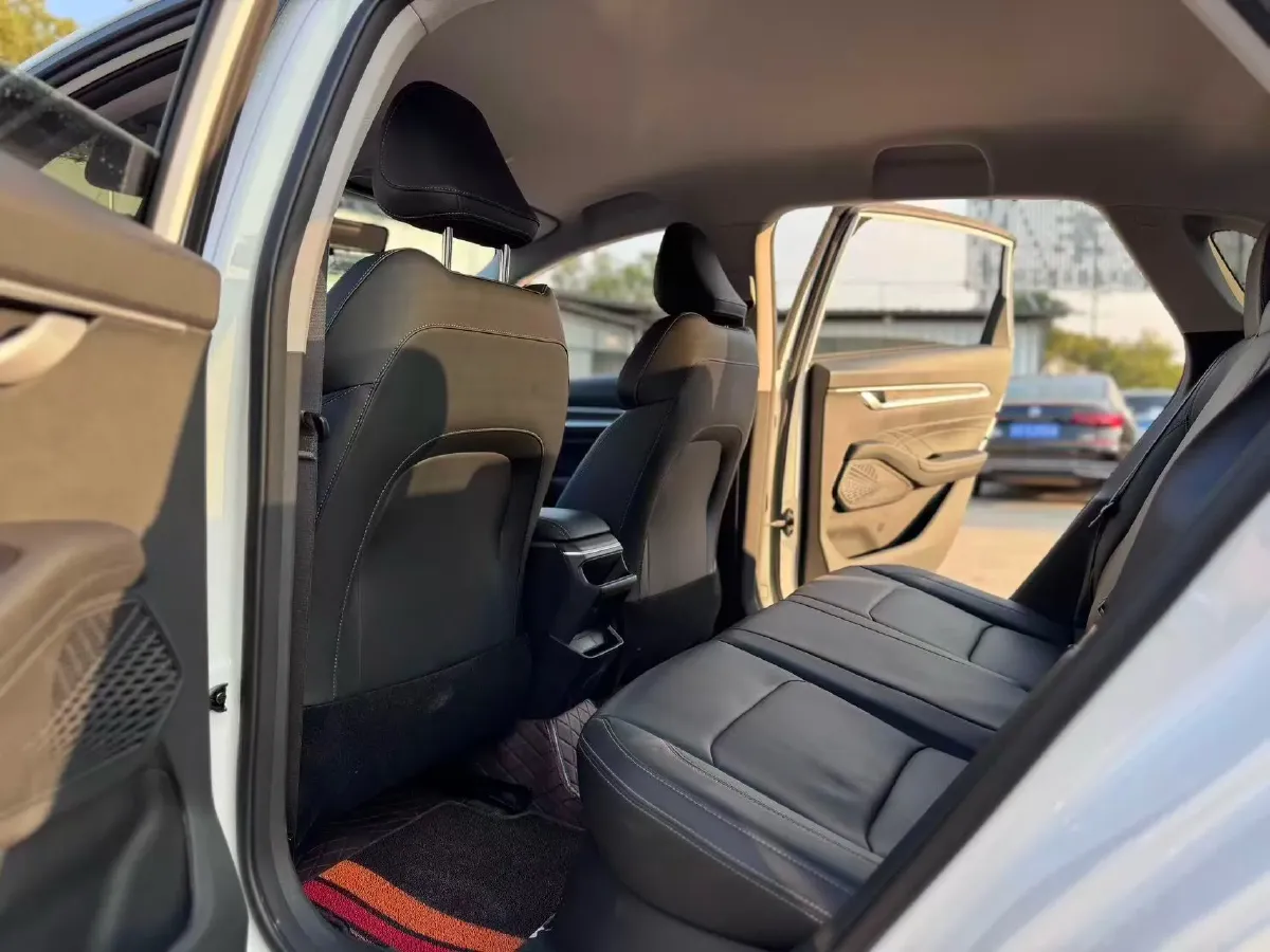 2026 Geely Emgrand 1.5L 120HP L4 CVT,autocango,china used car exporter,china ev exporter,chinese used car exporter,chinese used ev exporter