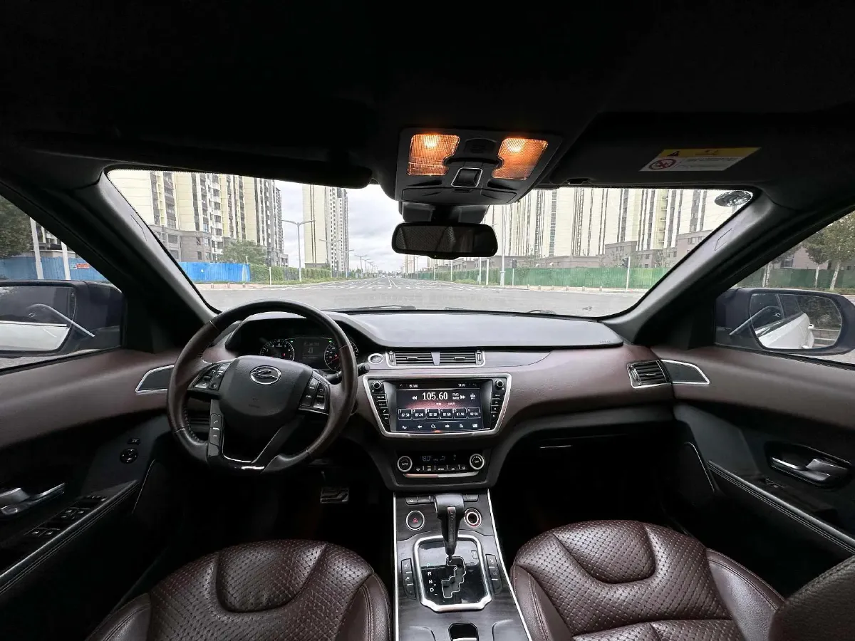 2016 Landwind X7 2.0T 190HP L4 8AT,autocango,china used car exporter,china ev exporter,chinese used car exporter,chinese used ev exporter