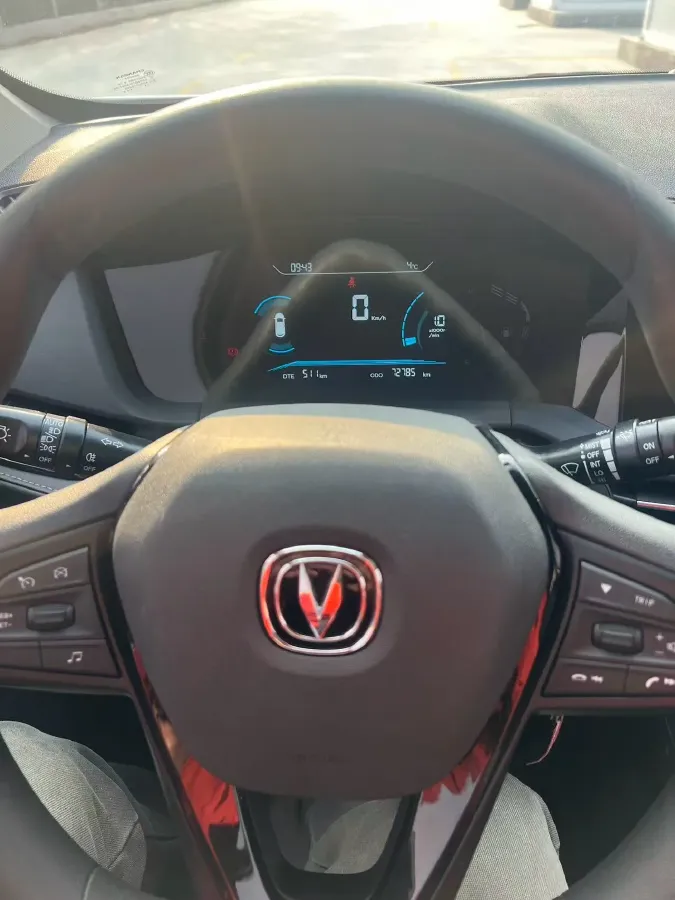 2021 ChangAn CS15 1.5L 107HP L4 5MT,autocango,china used car exporter,china ev exporter,chinese used car exporter,chinese used ev exporter