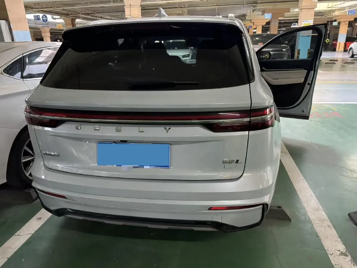2022 Citroen C5 X 1.6T 175HP L4 8AT,autocango,china used car exporter,china ev exporter,chinese used car exporter,chinese used ev exporter