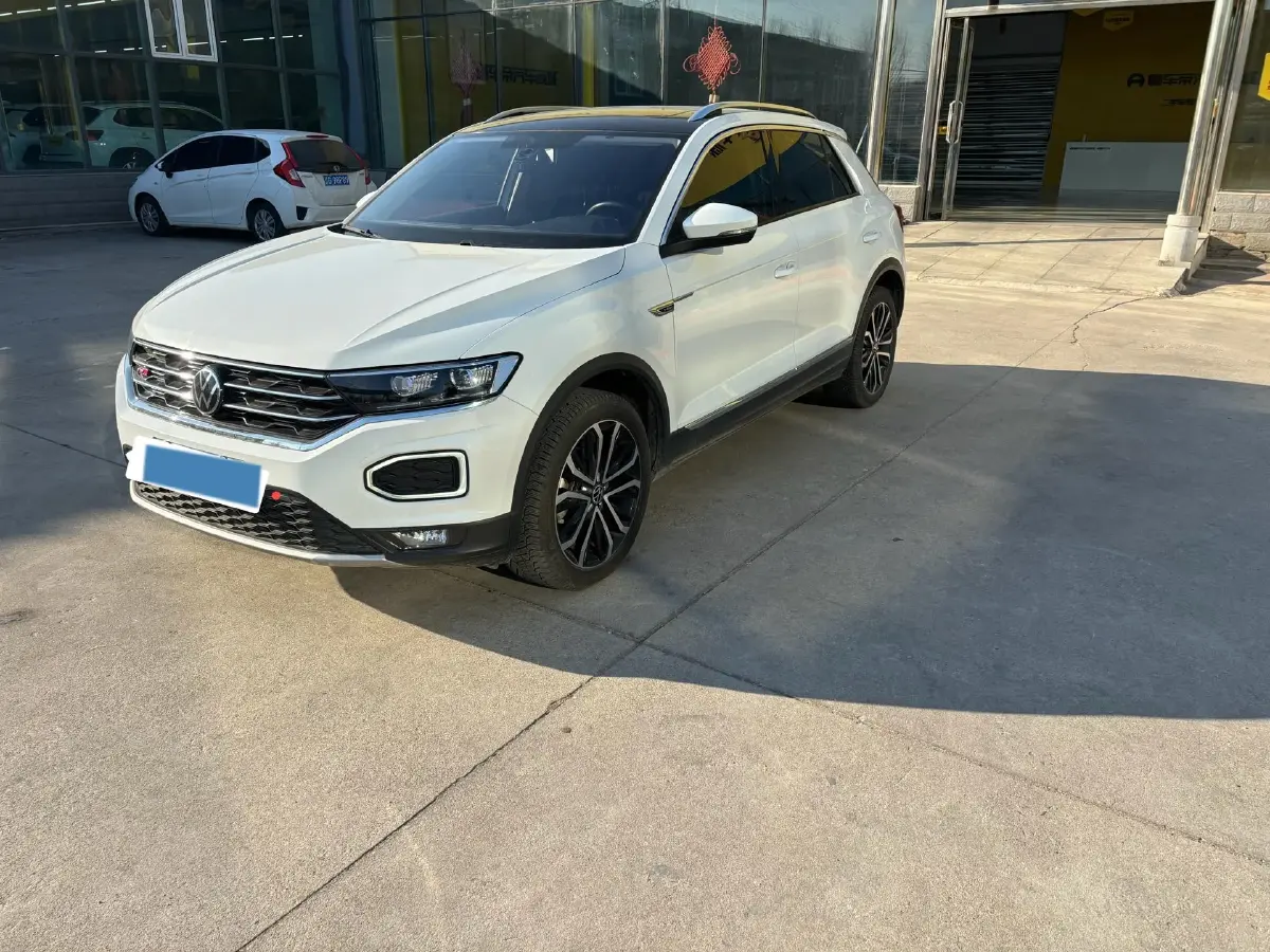2021 Volkswagen T-Roc 1.4T 150HP L4 7DCT