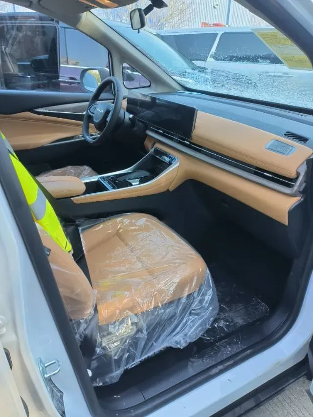 2025 MAXUS G50 PHEV 1.5L 98HP L4 1DHT PHEV 18.65KWH,autocango,china used car exporter,china ev exporter,chinese used car exporter,chinese used ev exporter