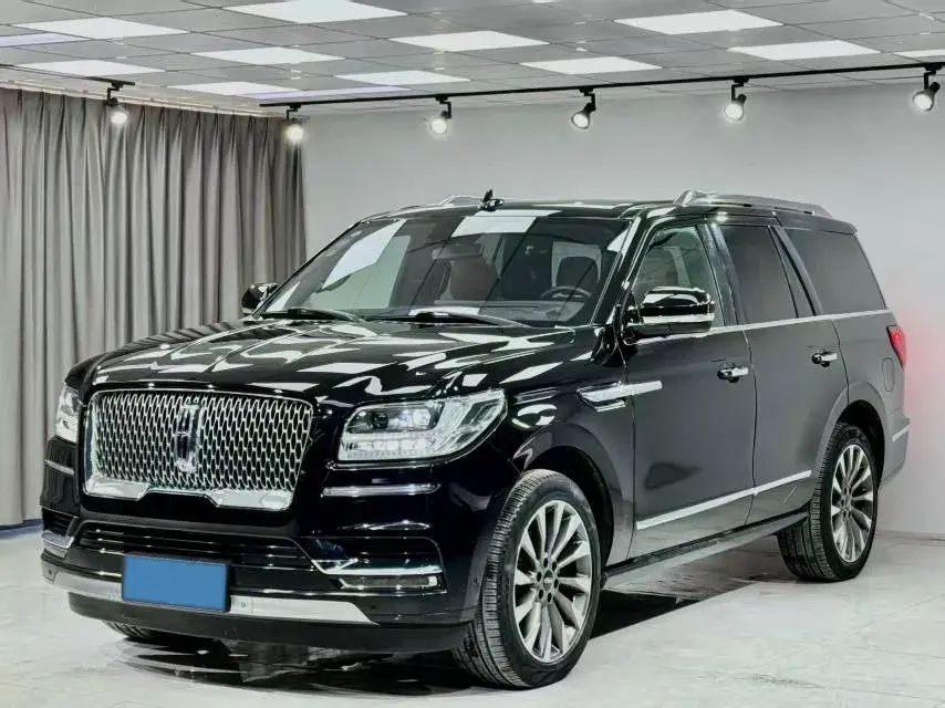2019 Lincoln Navigator 3.5T 388HP V6 10AT