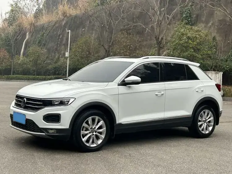 2022 Volkswagen T-Roc 1.4T 150HP L4 7DCT