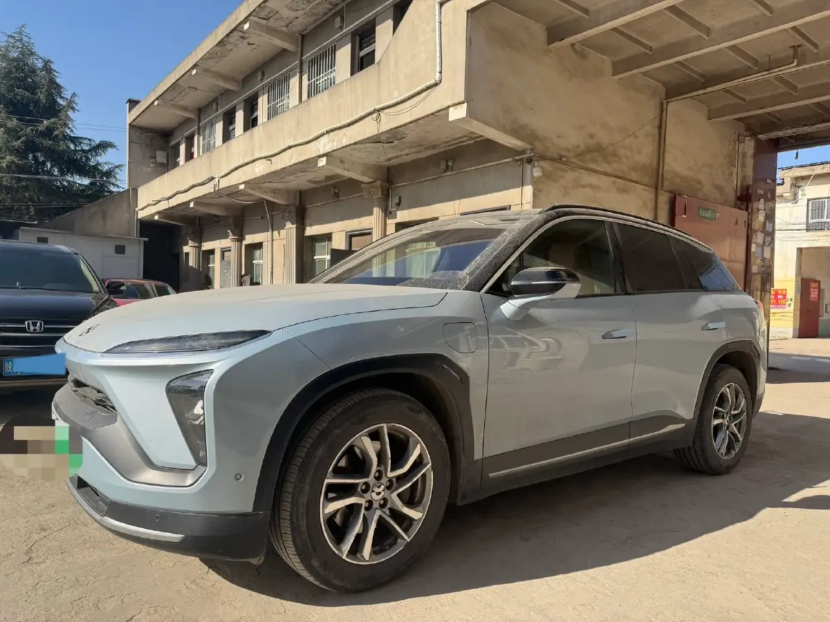 2020 Lexus NX 2.5L 155HP L4 E-CVT Hybrid