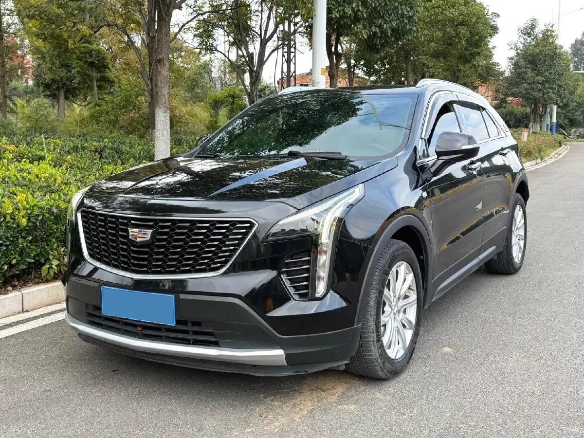 2020 Cadillac XT4 2.0T 241HP L4 9AT
