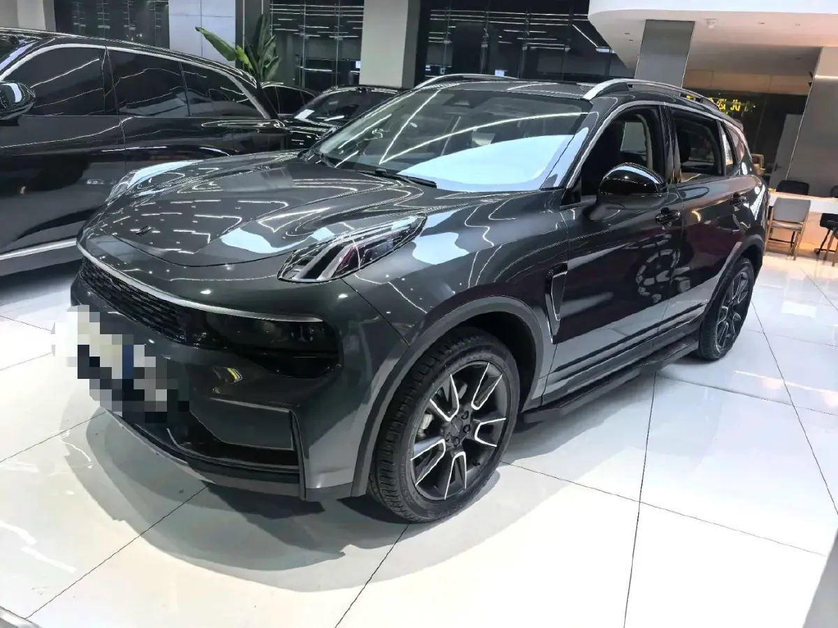 2024 LYNK&CO 01 2.0T 254HP L4 8AT