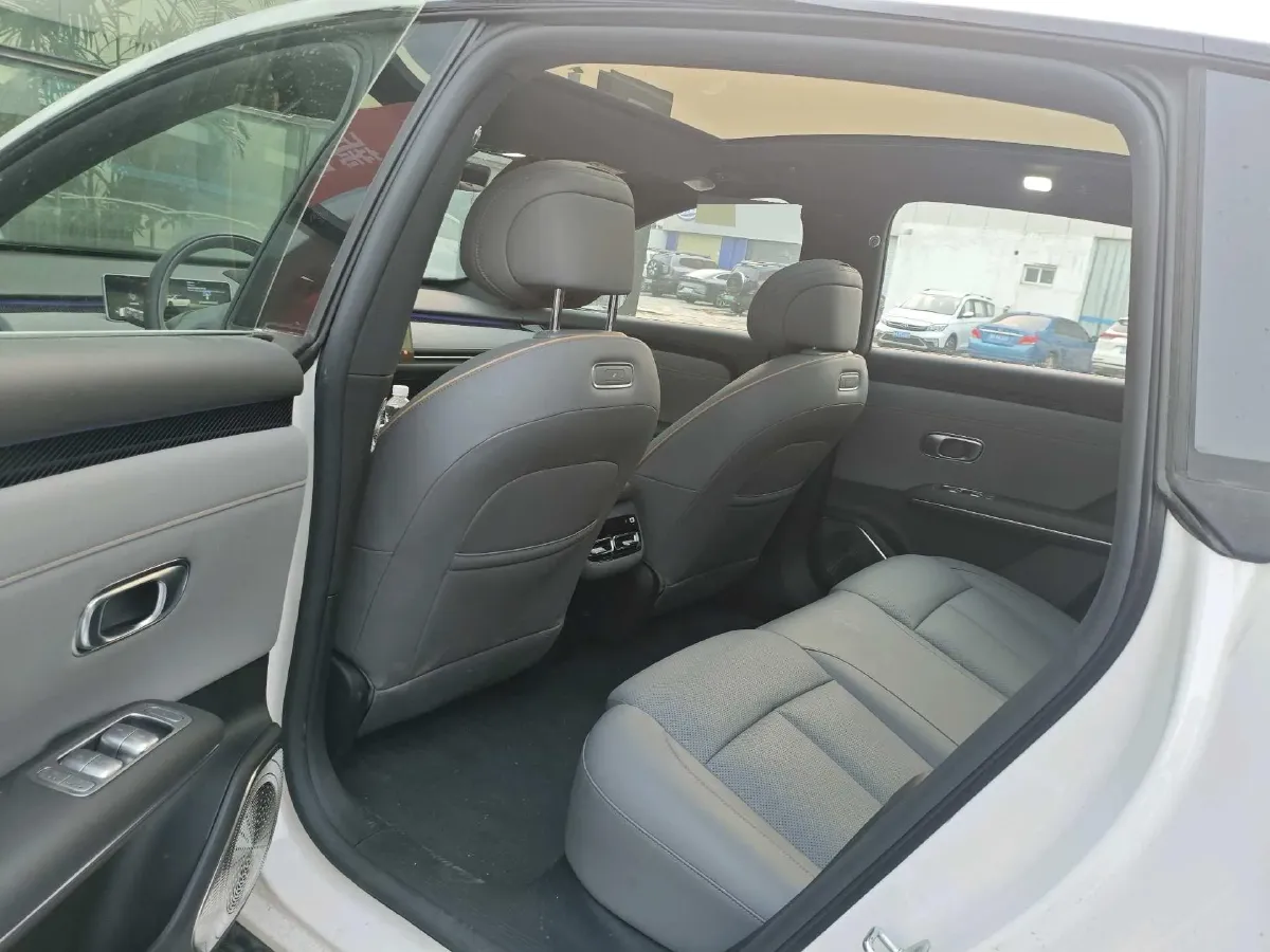 2026 ChangAn QiYuan A06 BEV,autocango,china used car exporter,china ev exporter,chinese used car exporter,chinese used ev exporter