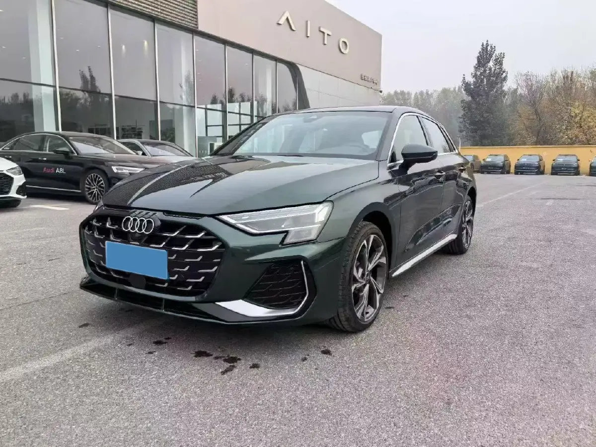 2025 Audi A3 1.5T 160HP L4 7DCT