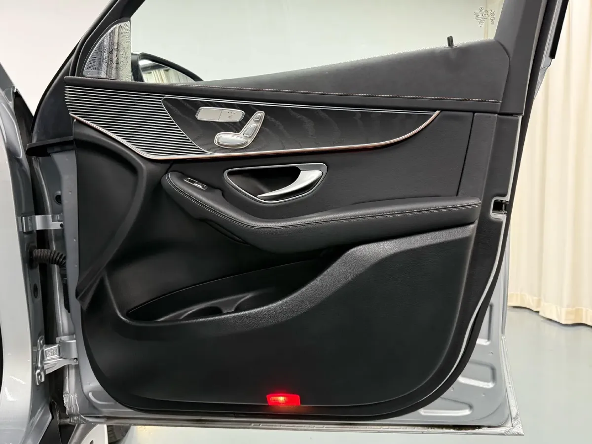 2021 Mercedes-Benz EQC Class BEV 79.2KWH,autocango,china used car exporter,china ev exporter,chinese used car exporter,chinese used ev exporter