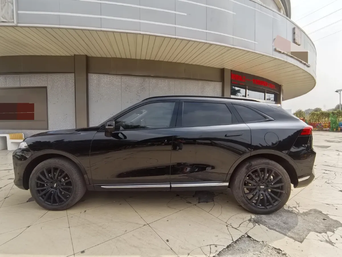 2022 WEY Mocha 1.5T 156HP L4 2DHT PHEV 39.67KWH,autocango,china used car exporter,china ev exporter,chinese used car exporter,chinese used ev exporter