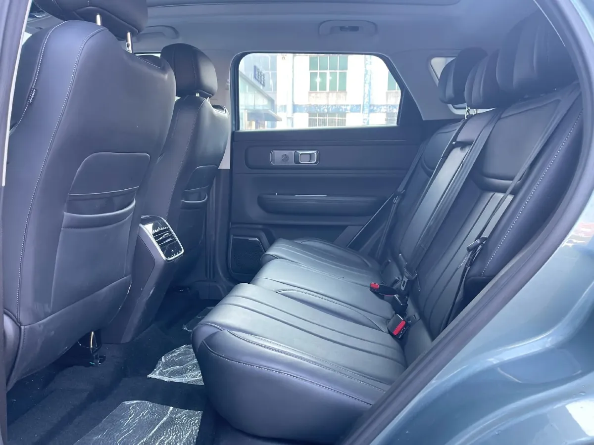 2024 Chery Exploration 06 C-DM 1.5T 156HP L4 DHT PHEV 18.3KWH,autocango,china used car exporter,china ev exporter,chinese used car exporter,chinese used ev exporter