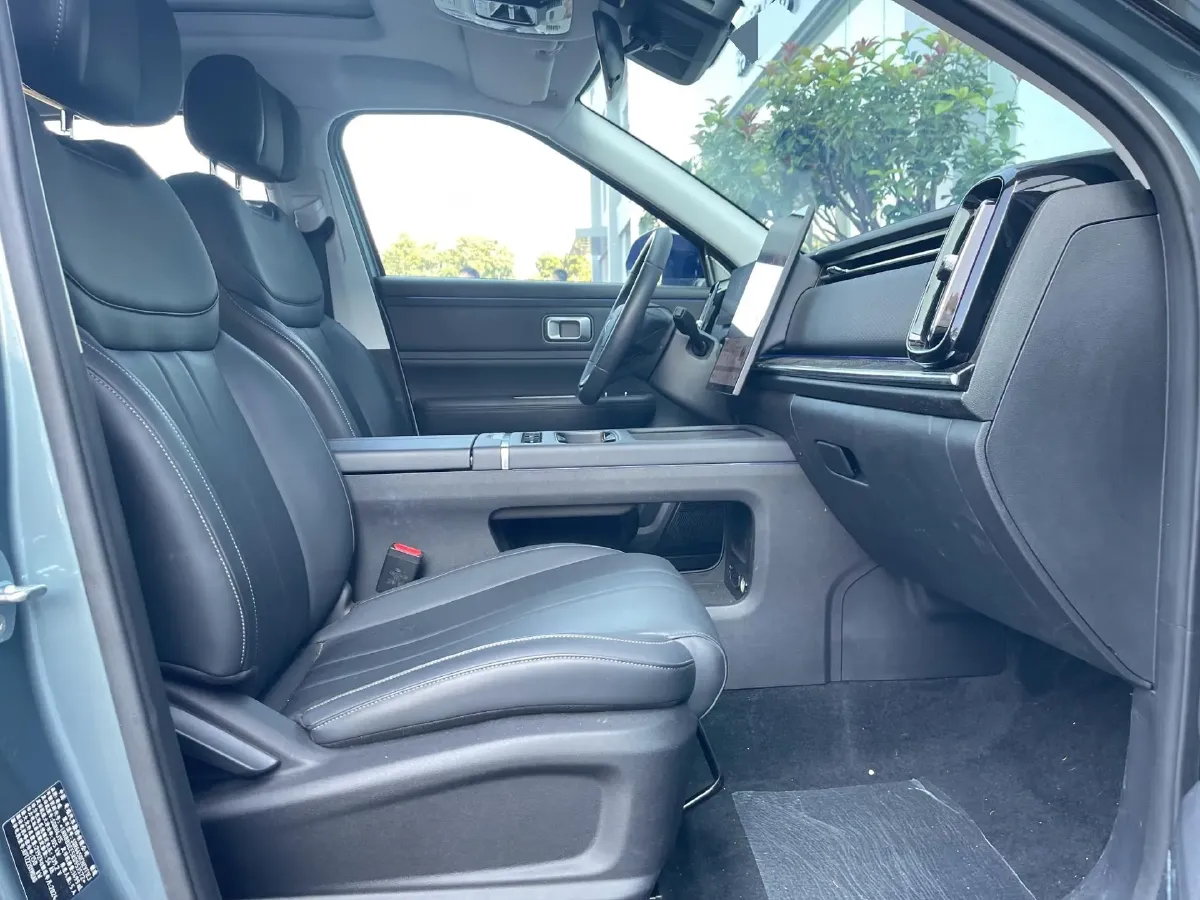 2024 Chery Exploration 06 C-DM 1.5T 156HP L4 DHT PHEV 18.3KWH,autocango,china used car exporter,china ev exporter,chinese used car exporter,chinese used ev exporter