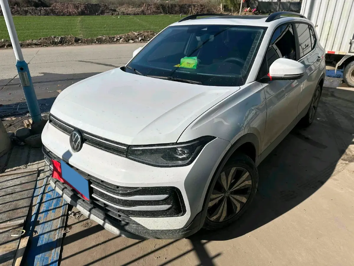 2025 Volkswagen Tharu 1.5L 110HP L4 6AT