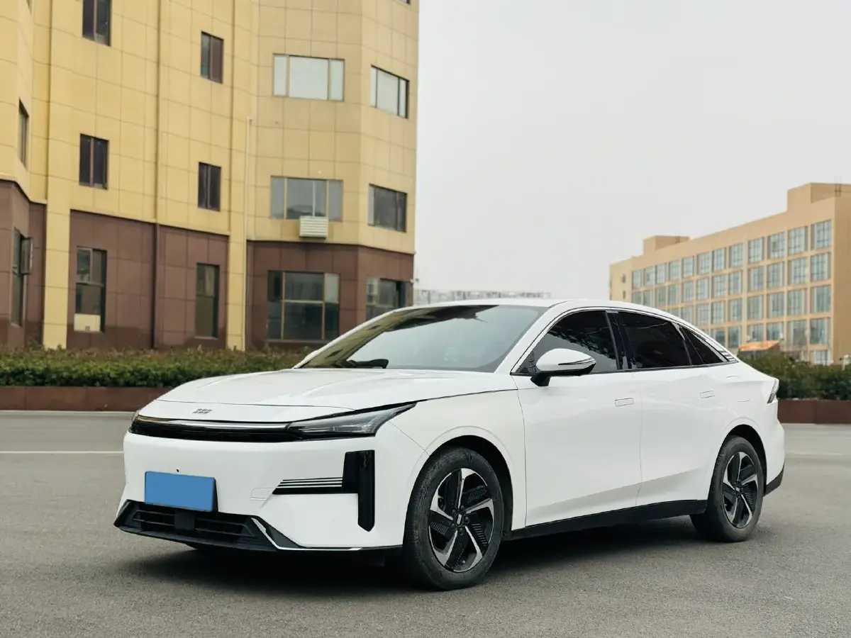 2024 BaoJun YepPlus BEV 41.9KWH