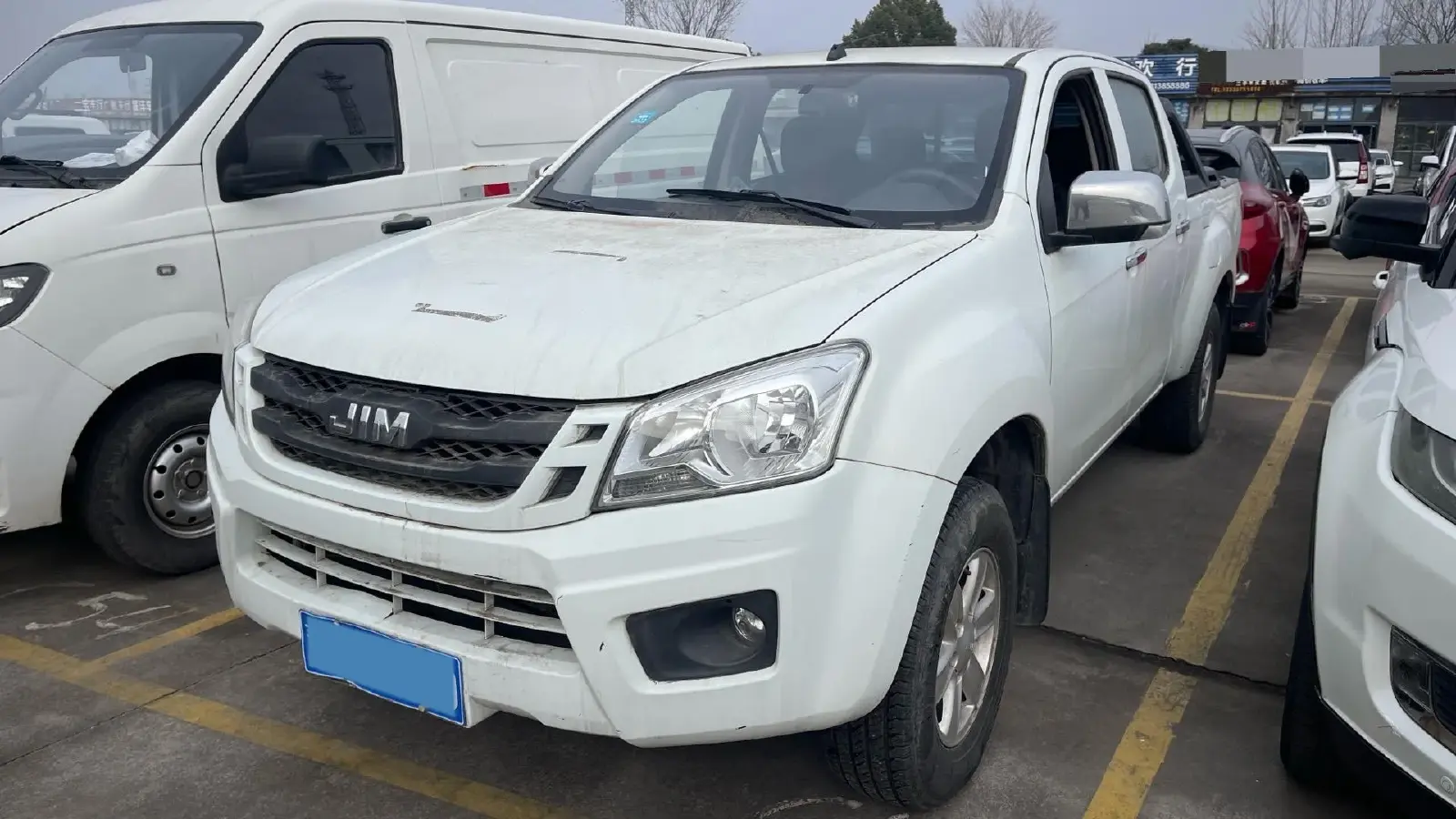 2018 Isuzu RE-MAX Jim 2.8T 116HP L4 5MT