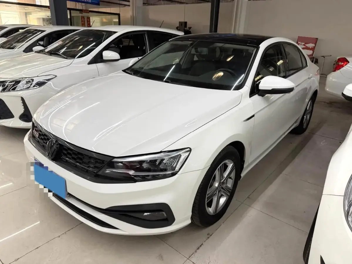 2019 Volkswagen T-Cross 1.4T 150HP L4 7DCT