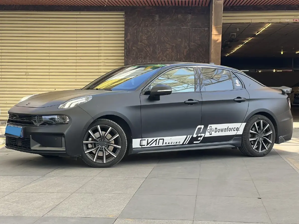 2022 LYNK&CO 03 2.0T 254HP L4 8AT