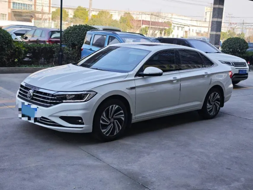 2019 Luxgen Grand 7 MPV 2.0T 188HP L4 6AT,autocango,china used car exporter,china ev exporter,chinese used car exporter,chinese used ev exporter