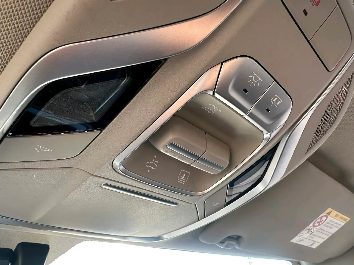 2020 MAXUS T70 2.0T 163HP L4 6AT,autocango,china used car exporter,china ev exporter,chinese used car exporter,chinese used ev exporter