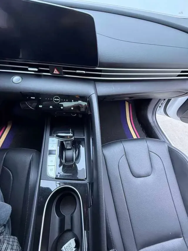 2022 Hyundai Elantra 1.5L 115HP L4 CVT,autocango,china used car exporter,china ev exporter,chinese used car exporter,chinese used ev exporter