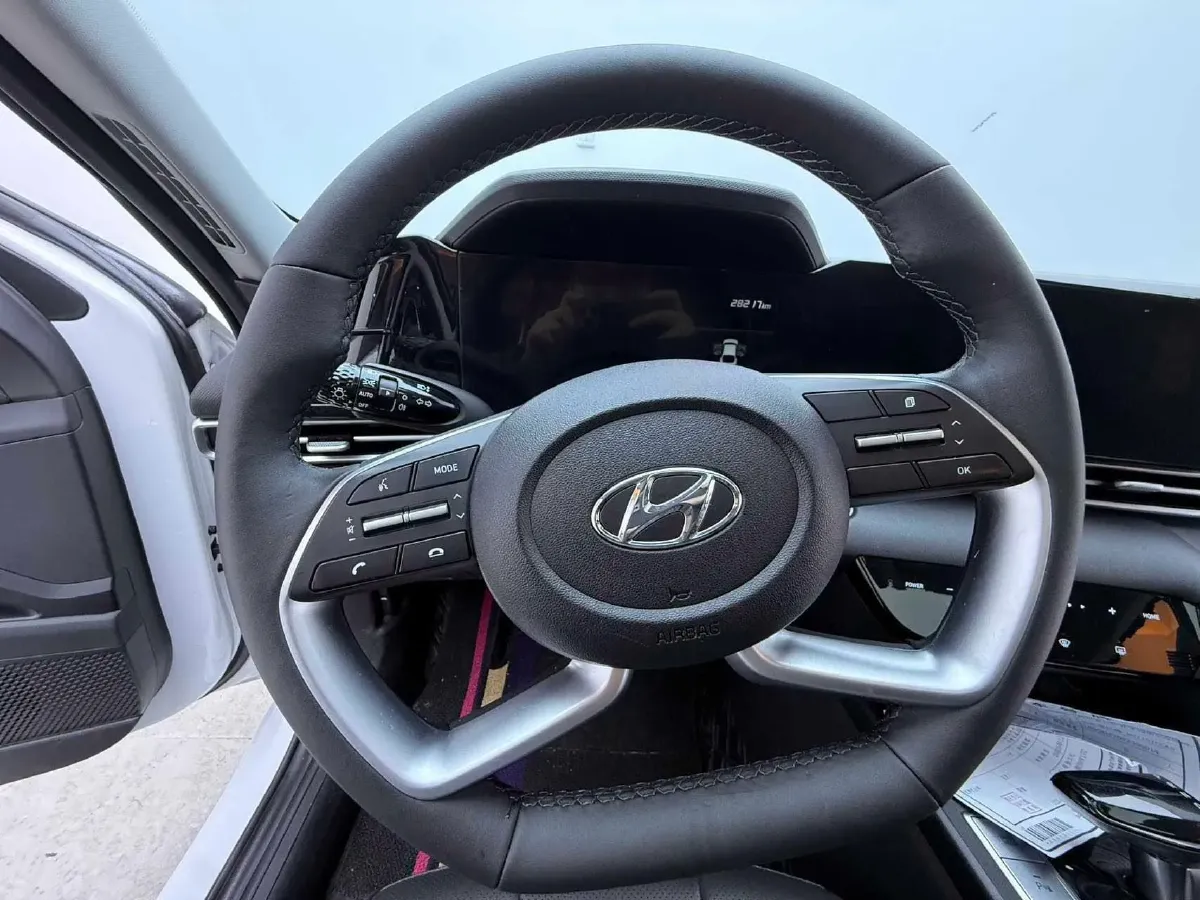 2022 Hyundai Elantra 1.5L 115HP L4 CVT,autocango,china used car exporter,china ev exporter,chinese used car exporter,chinese used ev exporter