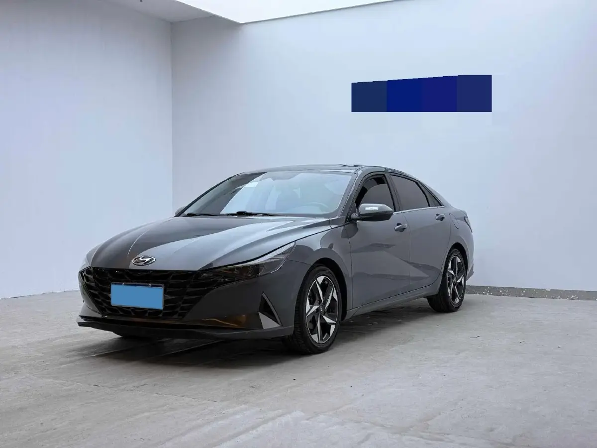 2022 Hyundai Elantra 1.5L 115HP L4 CVT