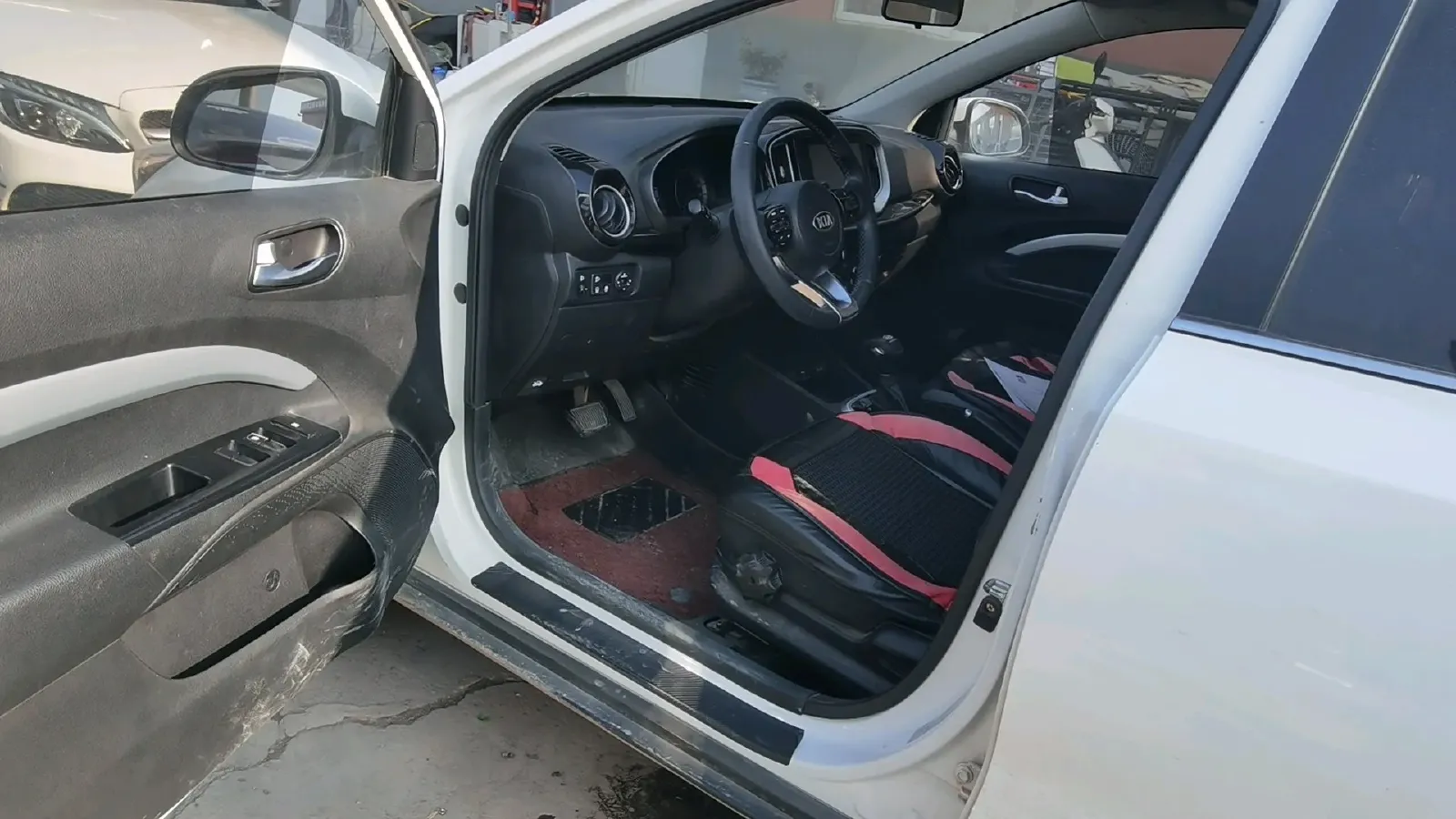 2021 Kia KX1 1.4L 100HP L4 6AT,autocango,china used car exporter,china ev exporter,chinese used car exporter,chinese used ev exporter