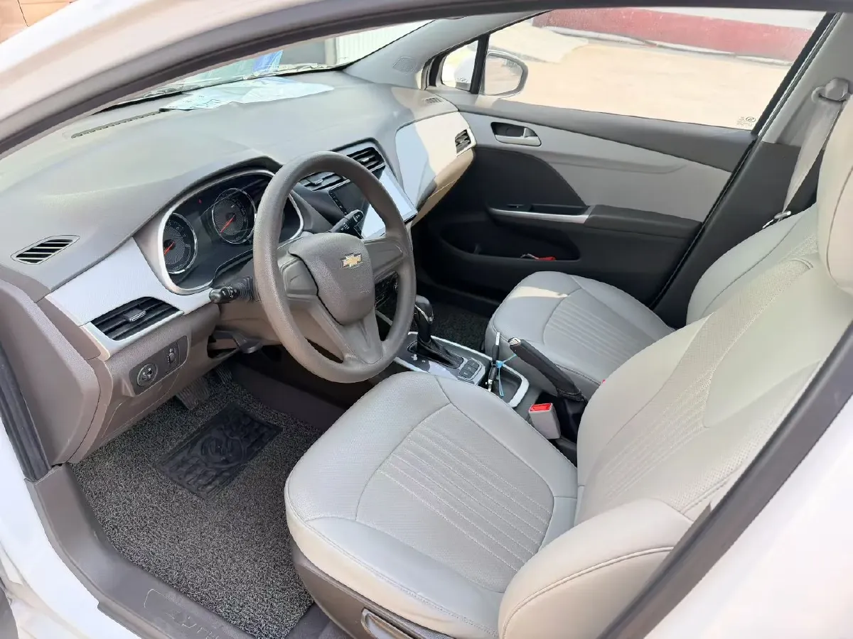 2018 Chevrolet Lova RV 1.5L 113HP L4 4AT,autocango,china used car exporter,china ev exporter,chinese used car exporter,chinese used ev exporter