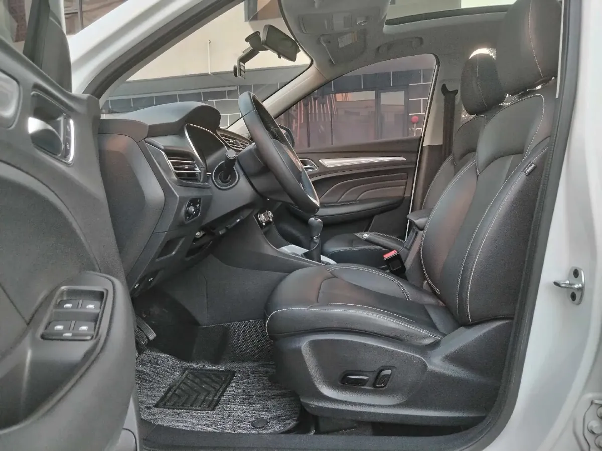 2018 Citroen C4 Aircross 1.2T 136HP L3 5MT,autocango,china used car exporter,china ev exporter,chinese used car exporter,chinese used ev exporter