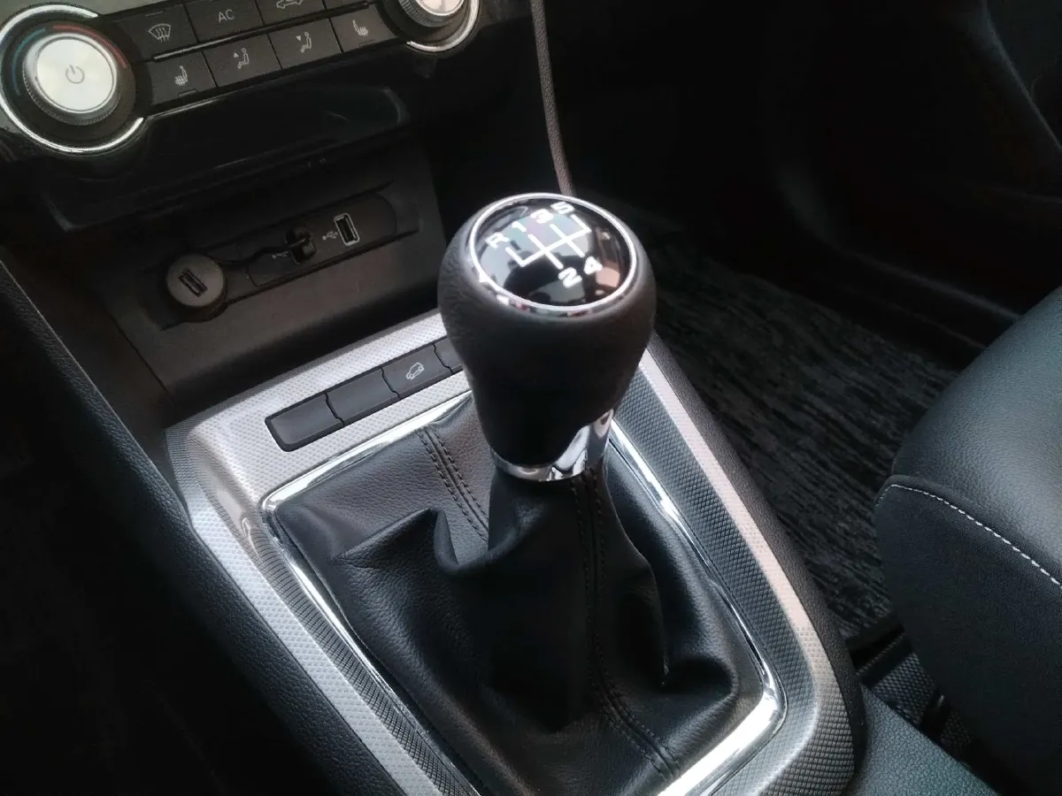 2018 Citroen C4 Aircross 1.2T 136HP L3 5MT,autocango,china used car exporter,china ev exporter,chinese used car exporter,chinese used ev exporter