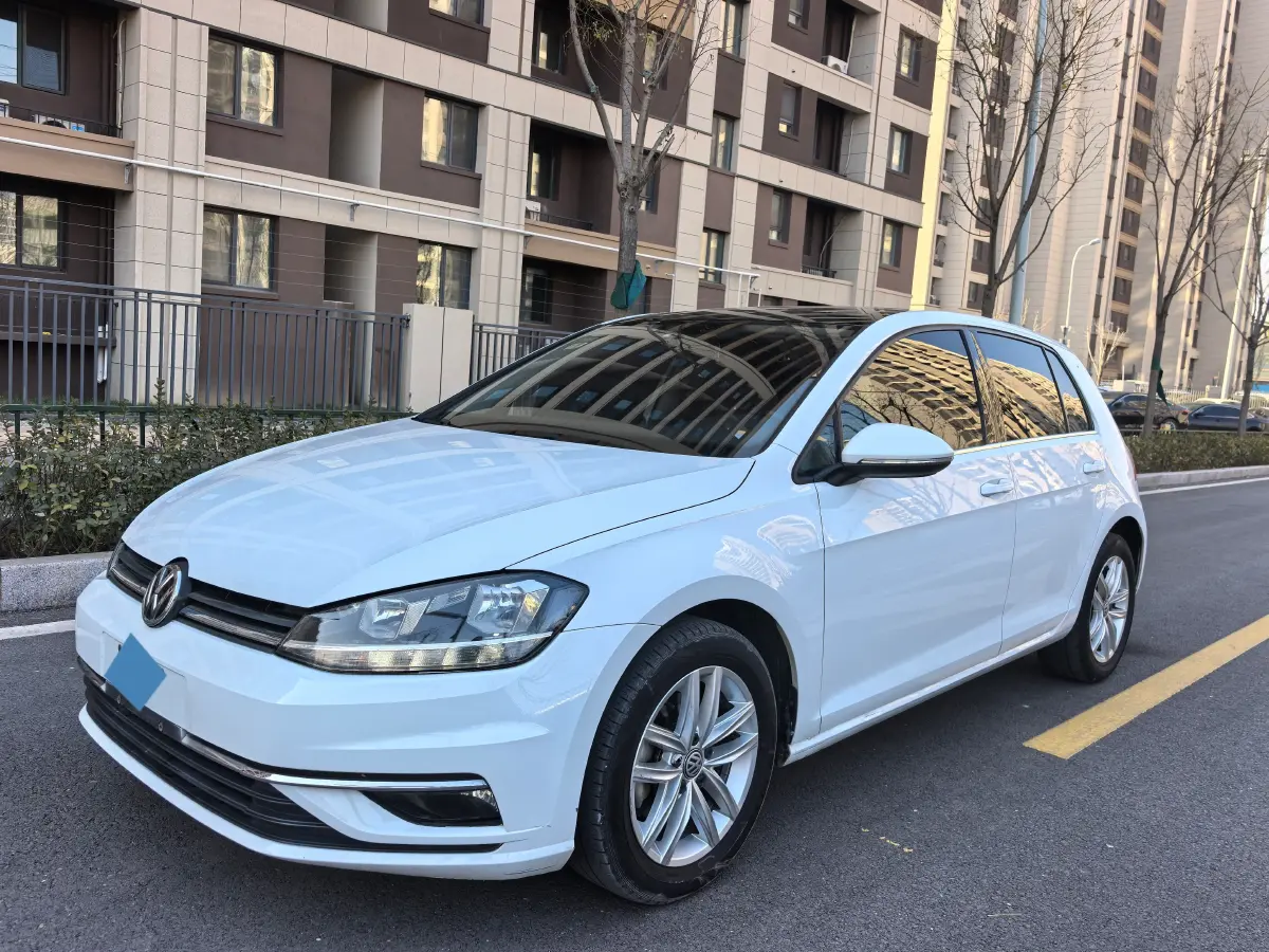2018 Volkswagen Golf 1.6L 110HP L4 6AT