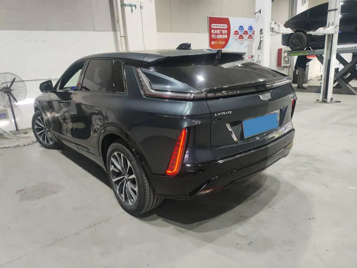 2022 Cadillac IQ Lyriq BEV 95.7KWH,autocango,china used car exporter,china ev exporter,chinese used car exporter,chinese used ev exporter