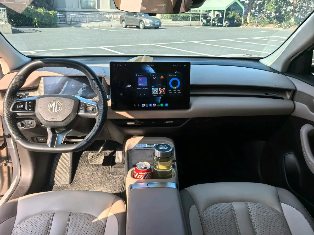 2025 MG MG ES5 BEV 62.2KWH,autocango,china used car exporter,china ev exporter,chinese used car exporter,chinese used ev exporter